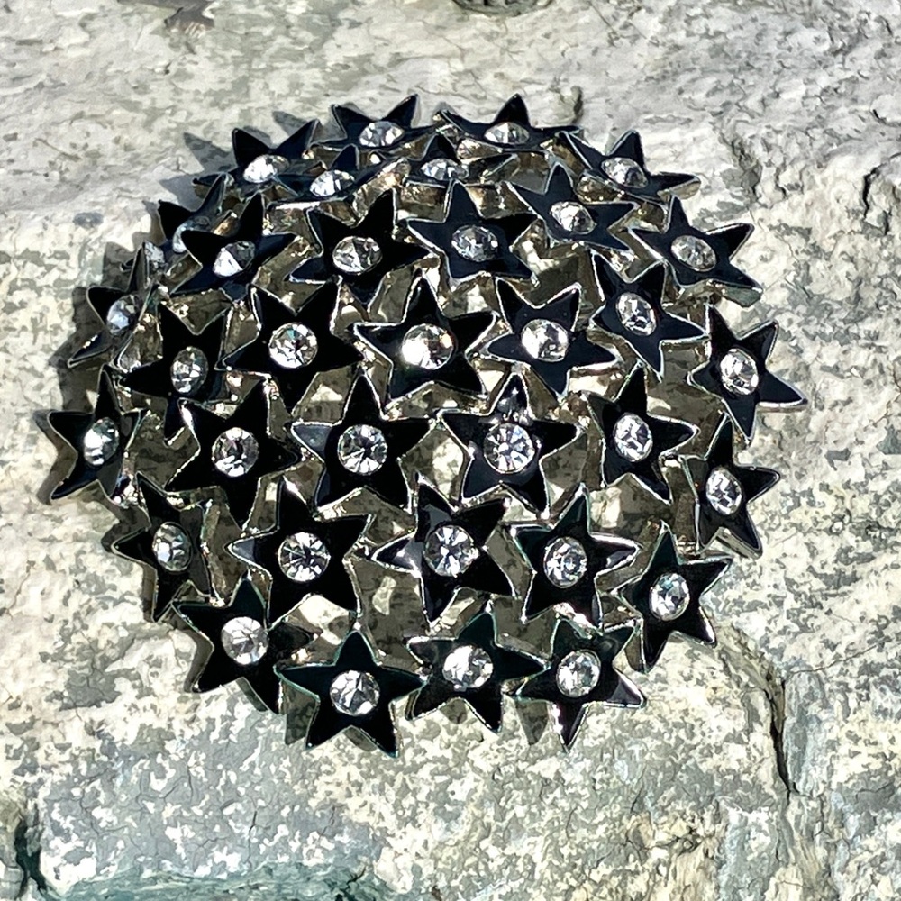 Star Pattern Brooch with Rhinestones - Picture 4 of 7